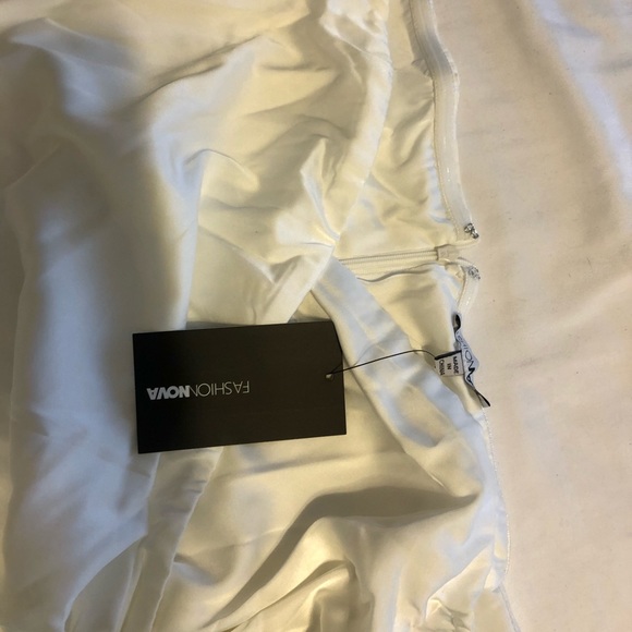 New with tags! Fashion Nova dress - Picture 3 of 4